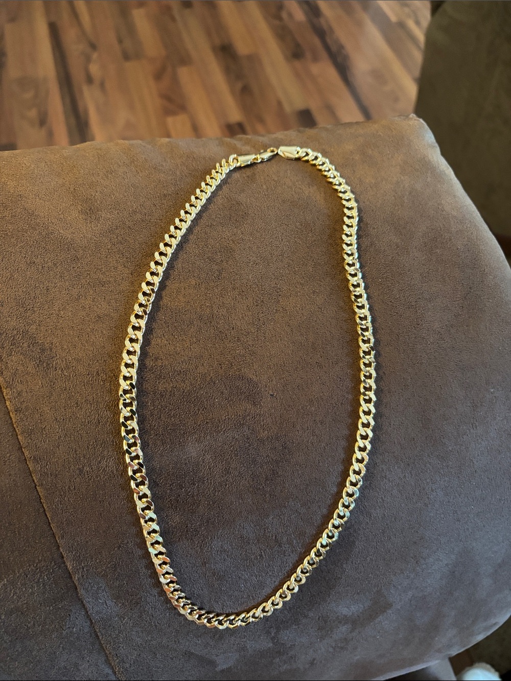 Pretty Bird 18K Gold plated Curb Chain Necklace
